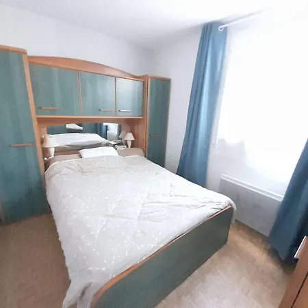 Apartment T2 A 1min De La Avec Parking Prive Et Commodites A Proximite ! - Fr-1-324a-69 Saint-Hilaire-de-Riez